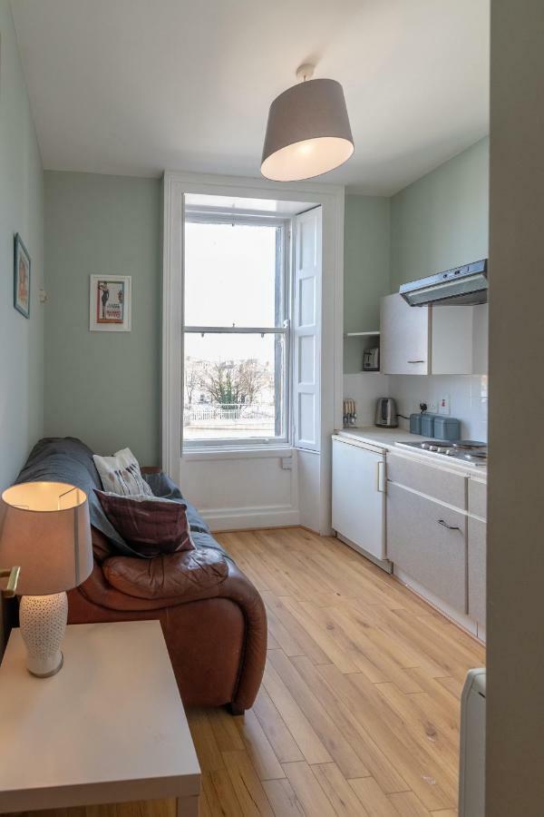 Apartment The Red Parrot Townhouse *